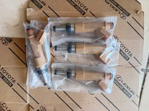 Pontiac Vibe 2010 Fuel Injectors 4Set. Original