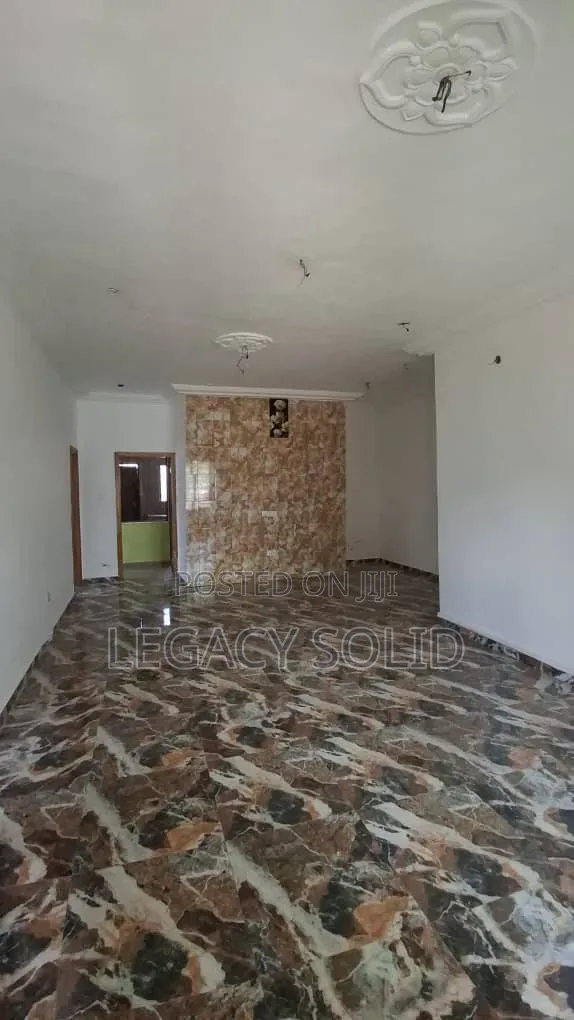 3bdrm Apartment in Legacy Solid Real, Coca Cola for rent