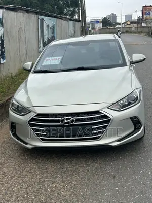 Hyundai Avante 2016 Beige