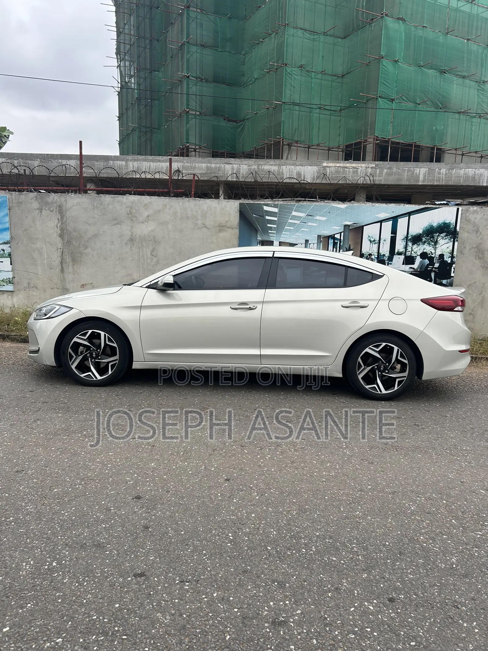 Hyundai Avante 2016 Beige