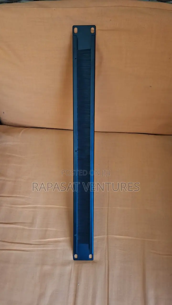 1U Brush Panels for Rack Cable Management