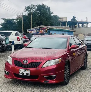 Toyota Camry SE 4dr Sedan (2.5L 4cyl 6A) 2012 Red