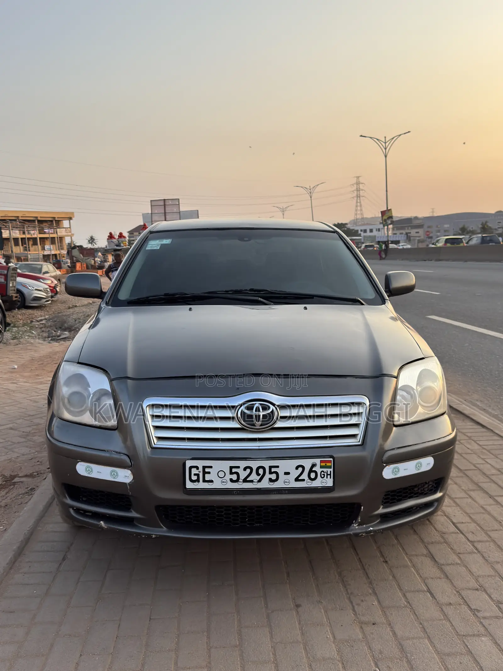 Toyota Avensis 2010 Matt Black