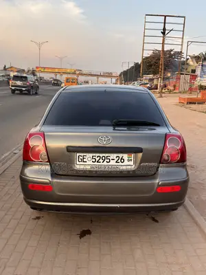 Toyota Avensis 2010 Matt Black