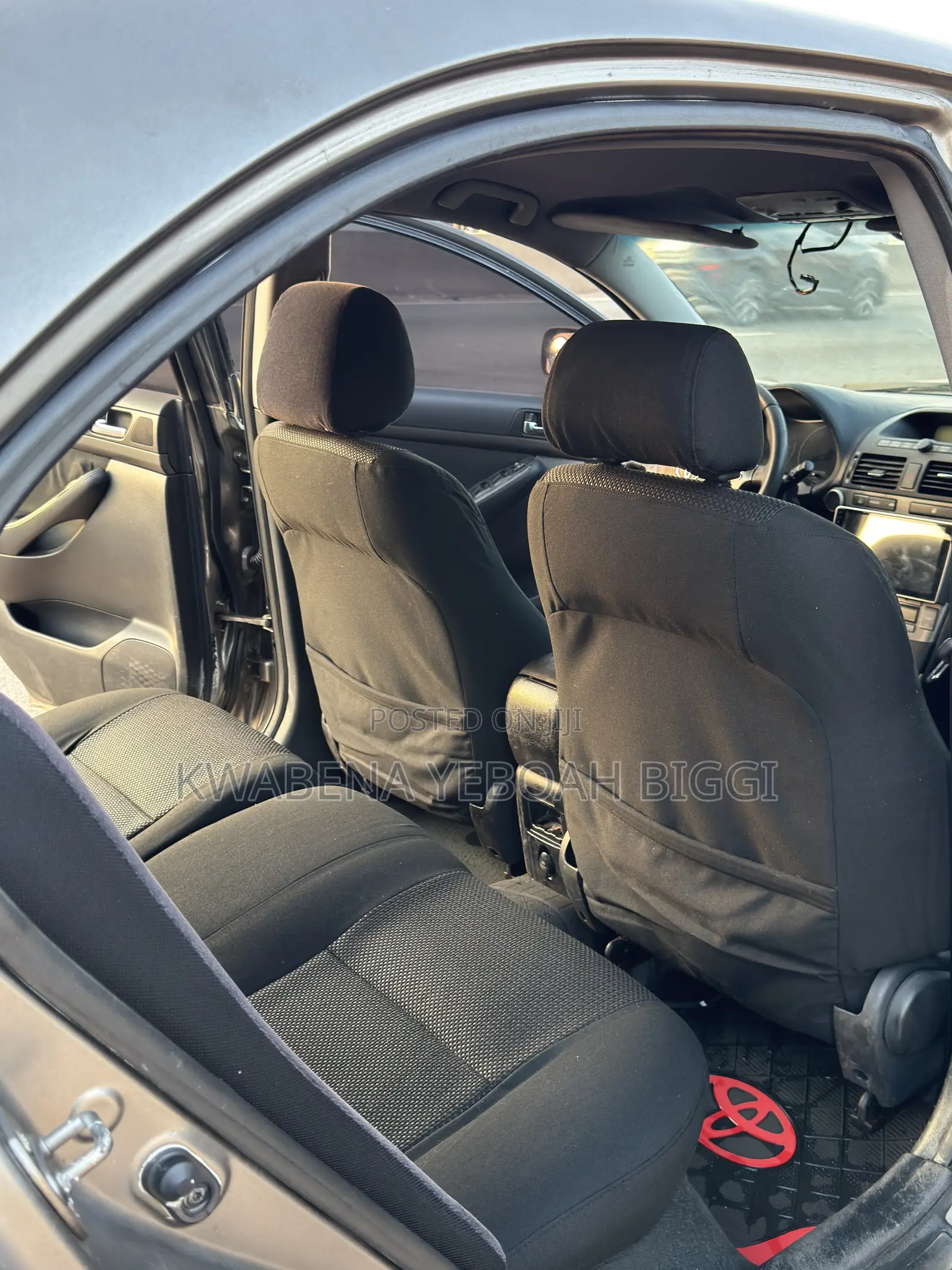 Toyota Avensis 2010 Matt Black