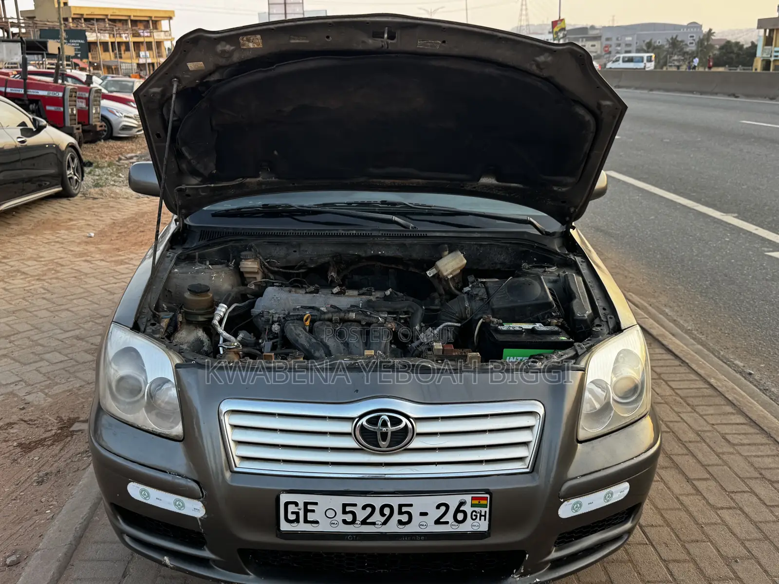 Toyota Avensis 2010 Matt Black