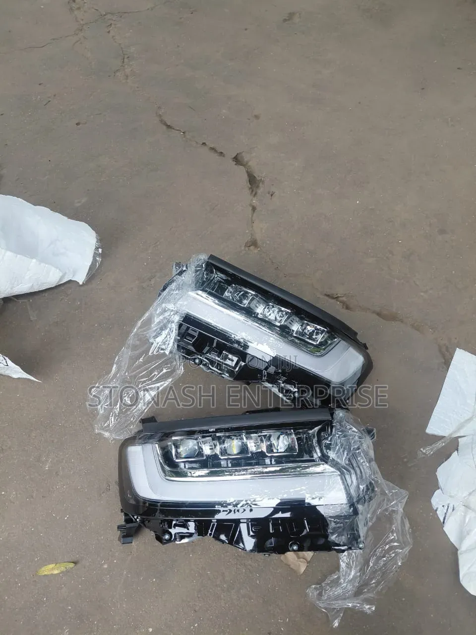 Toyota Landcruicer 2024 Head Light