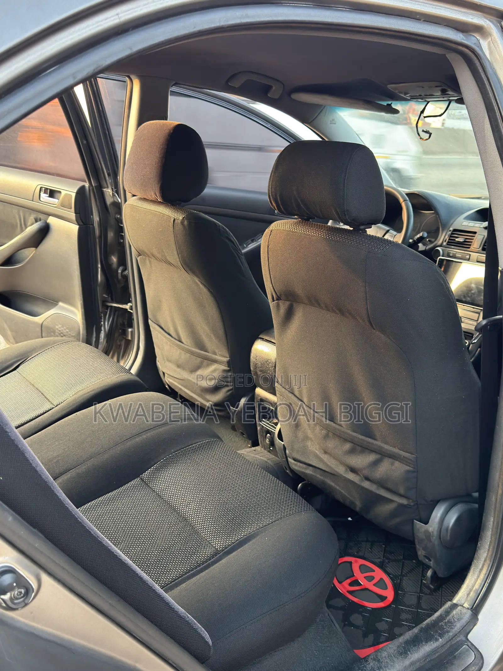 Toyota Avensis 2010 Matt Black