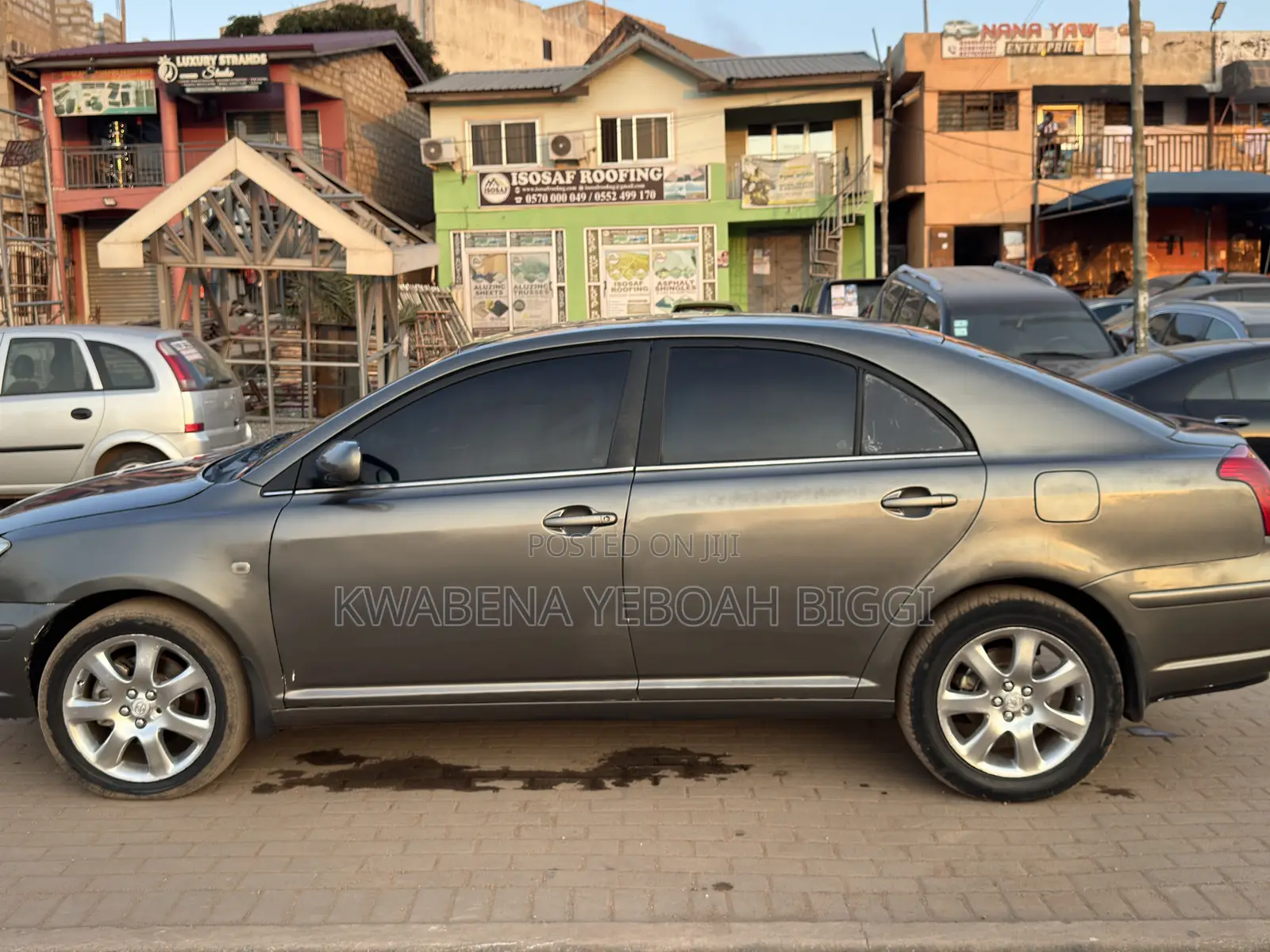Toyota Avensis 2010 Matt Black