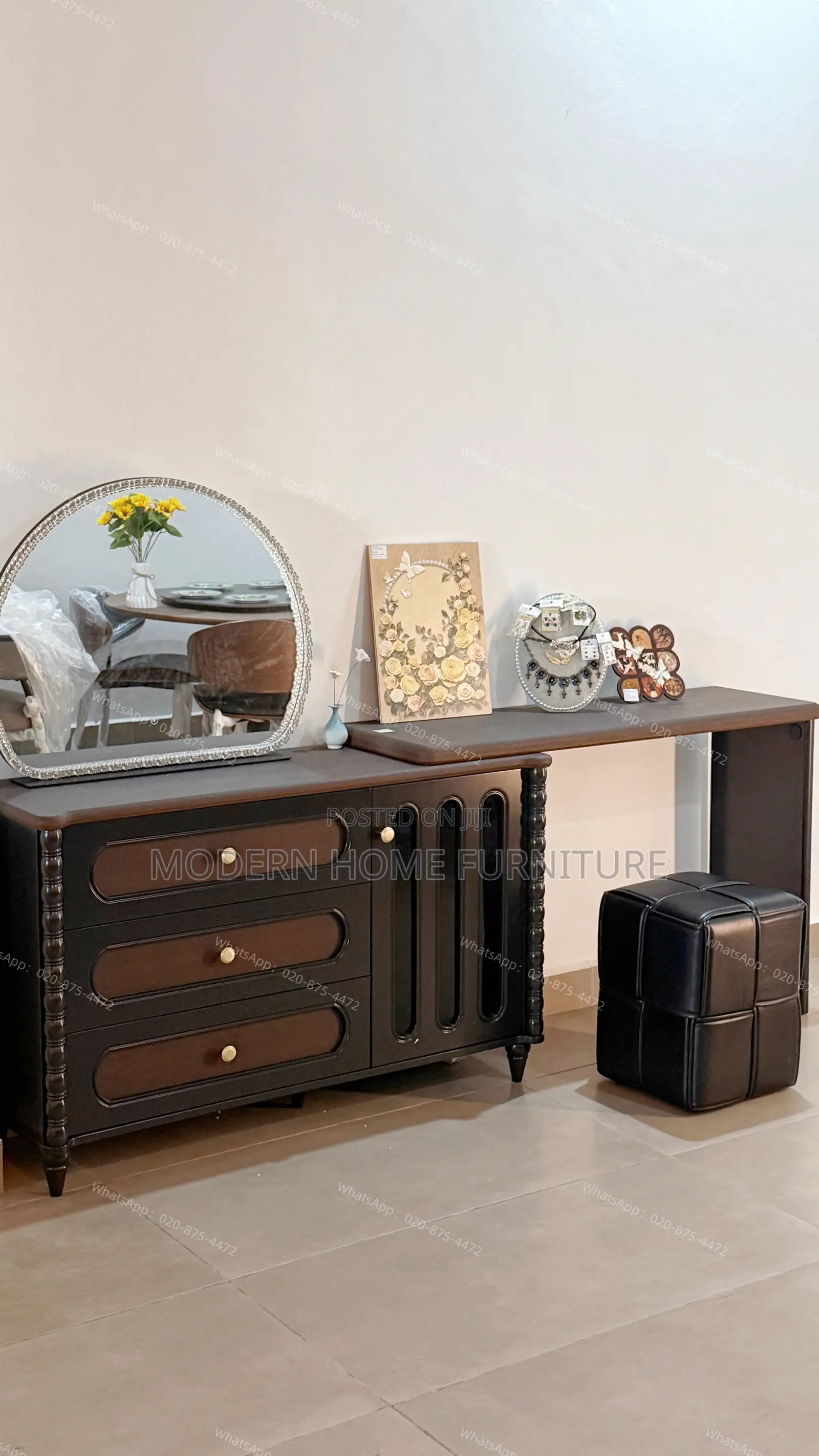 Vintage Luxury Dressing Table | Timeless Elegance
