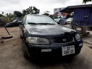 Nissan Sentra 2000 Black