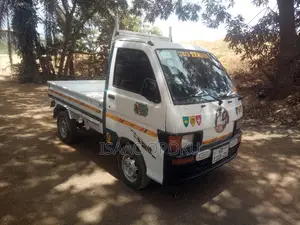 Daihastu Hijet Going for a Cool Price