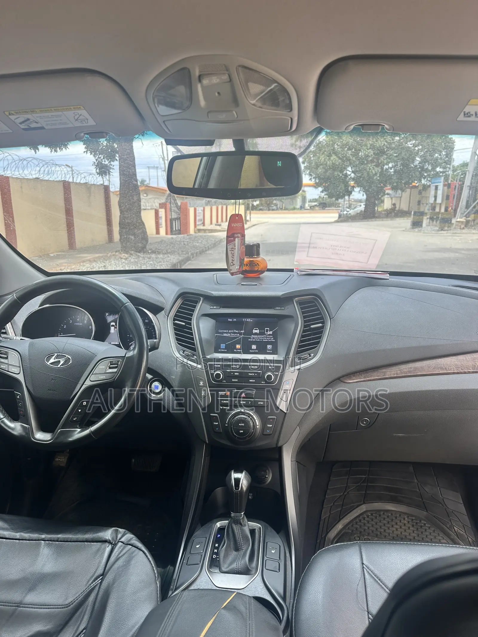 Hyundai Santa Fe 2018 Gray