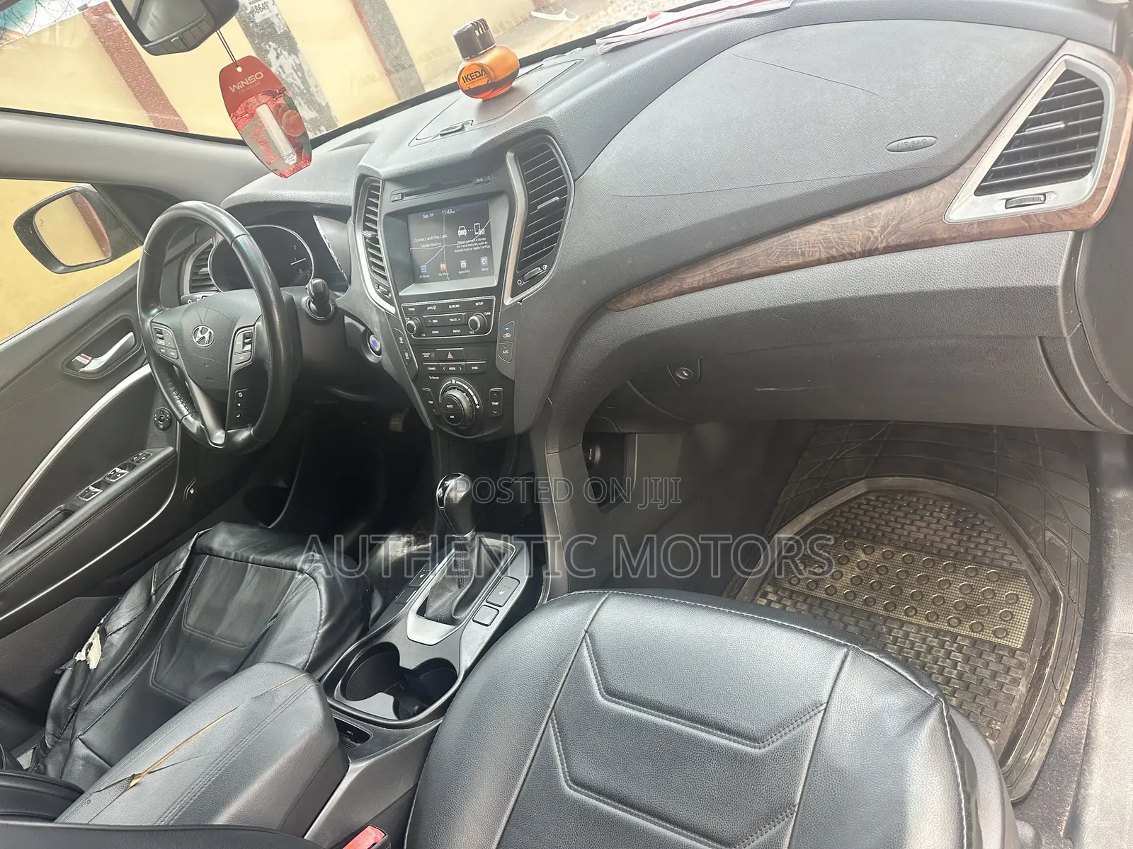 Hyundai Santa Fe 2018 Gray