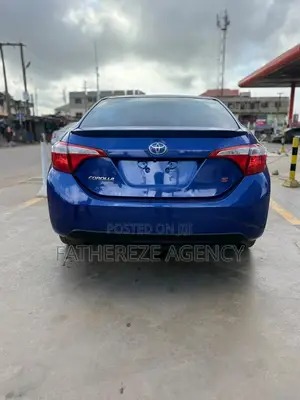 Toyota Corolla S 4dr Sedan (1.8L 4cyl CVT) 2015 Blue