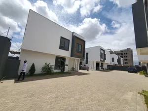 3bdrm Townhouse / Terrace in East Legon, Ability for rent