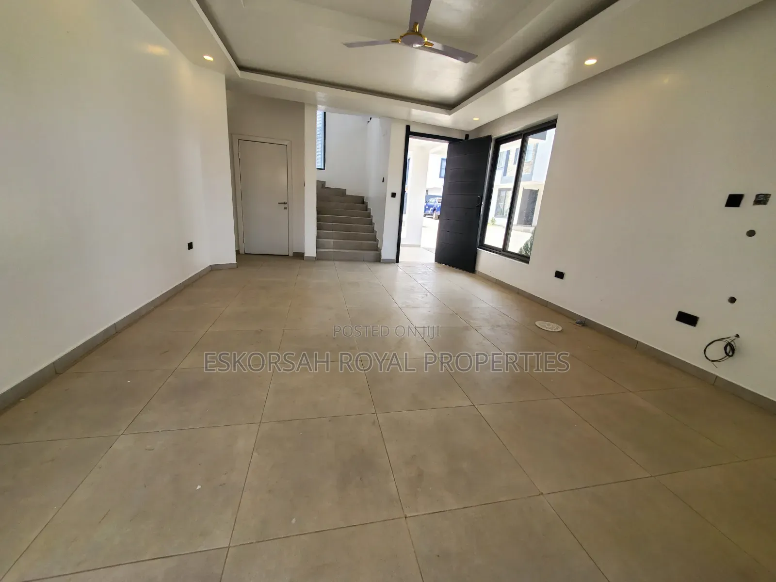 3bdrm Townhouse / Terrace in East Legon, Ability for rent