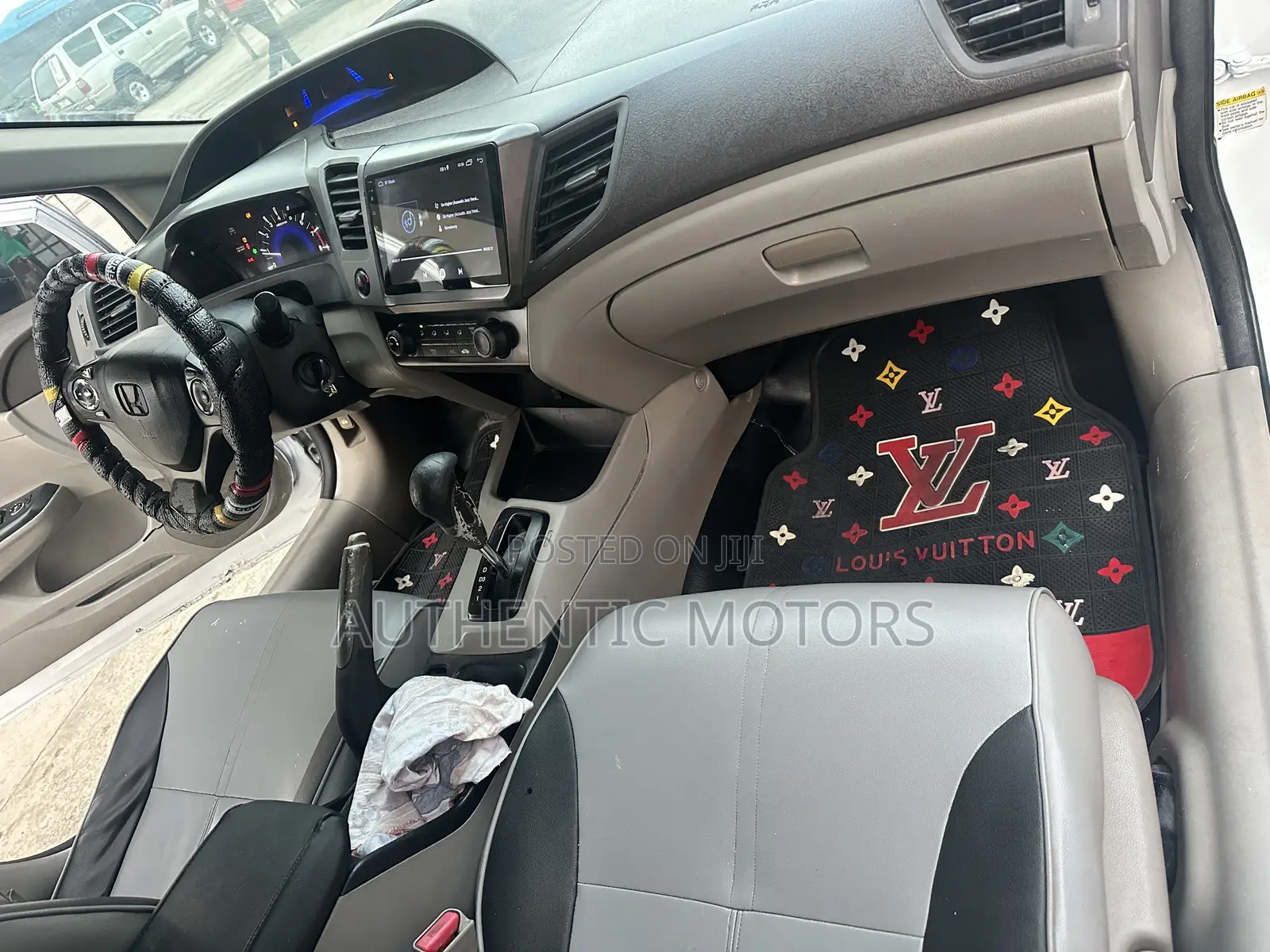 Honda Civic 2012 White