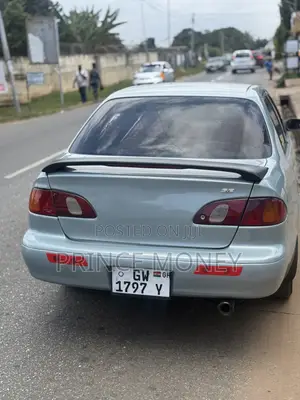 Toyota Corolla 2000 Blue