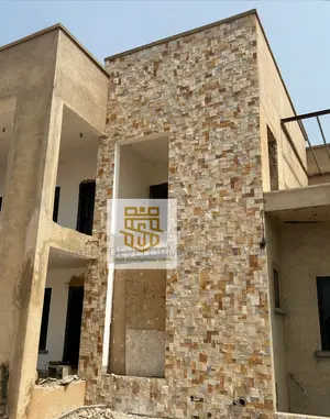 Volta Brown Stone