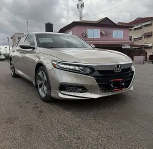 Honda Accord Sport (1.5L 4cyl Turbo 6M) 2019 Gold