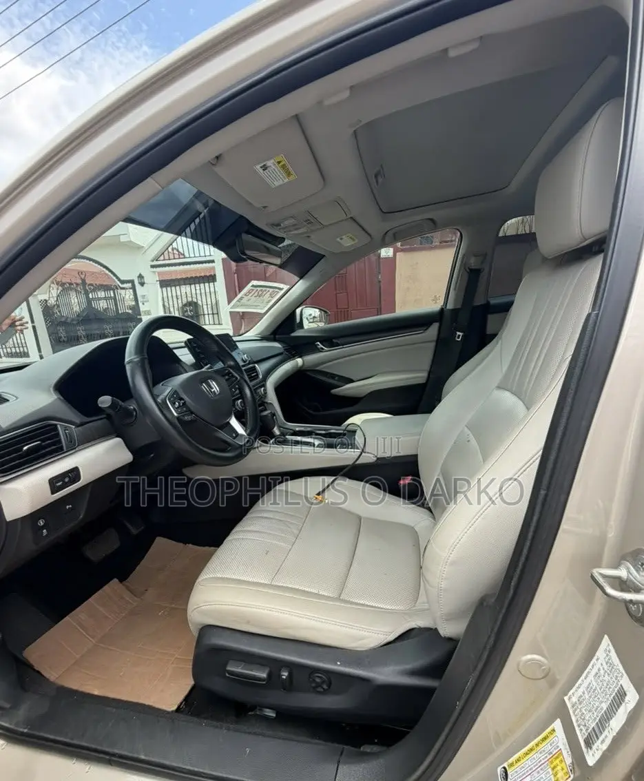 Honda Accord Sport (1.5L 4cyl Turbo 6M) 2019 Gold