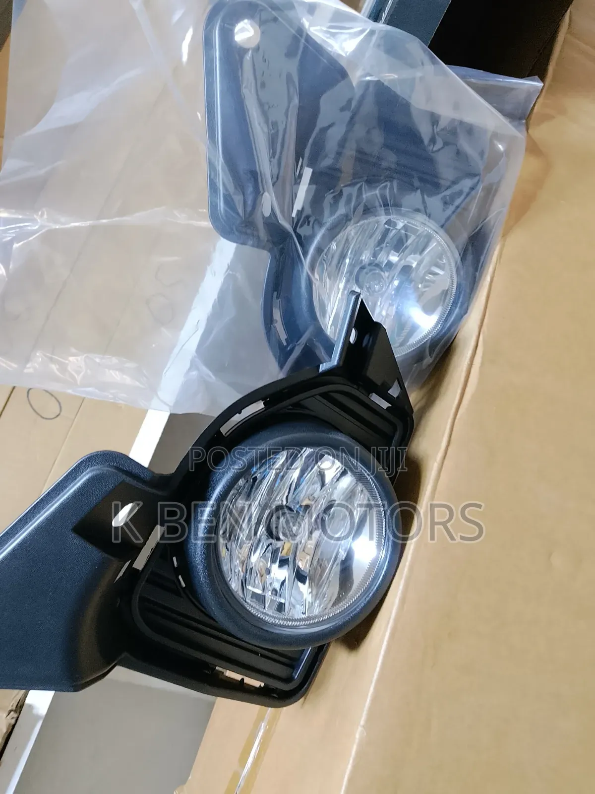 Toyota Hiace Spot Light 2014 to 2018