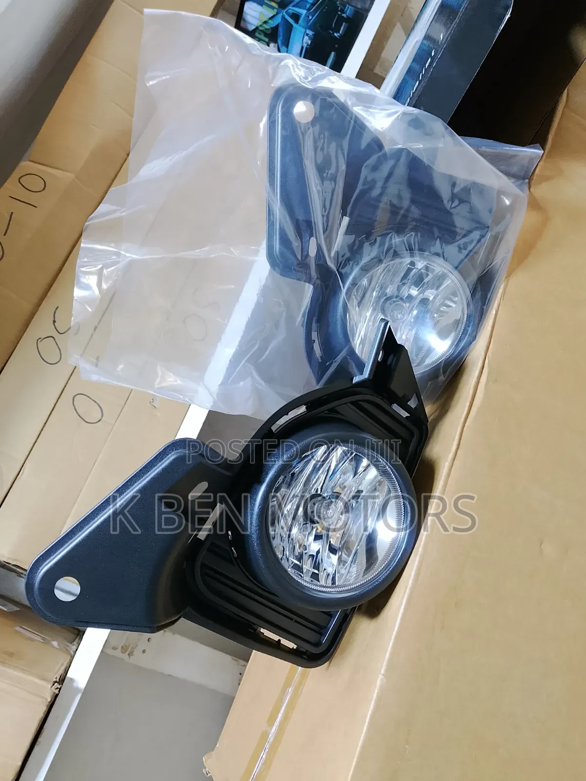 Toyota Hiace Spot Light 2014 to 2018