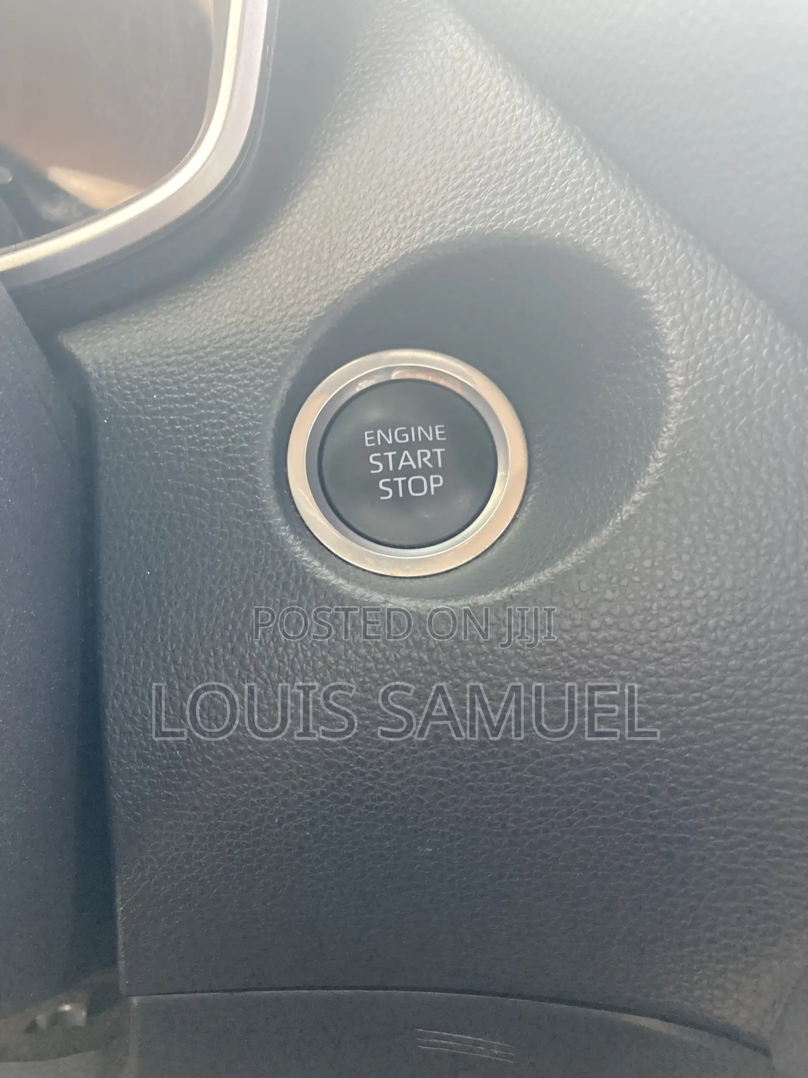 Toyota Corolla Cross 2024 Silver
