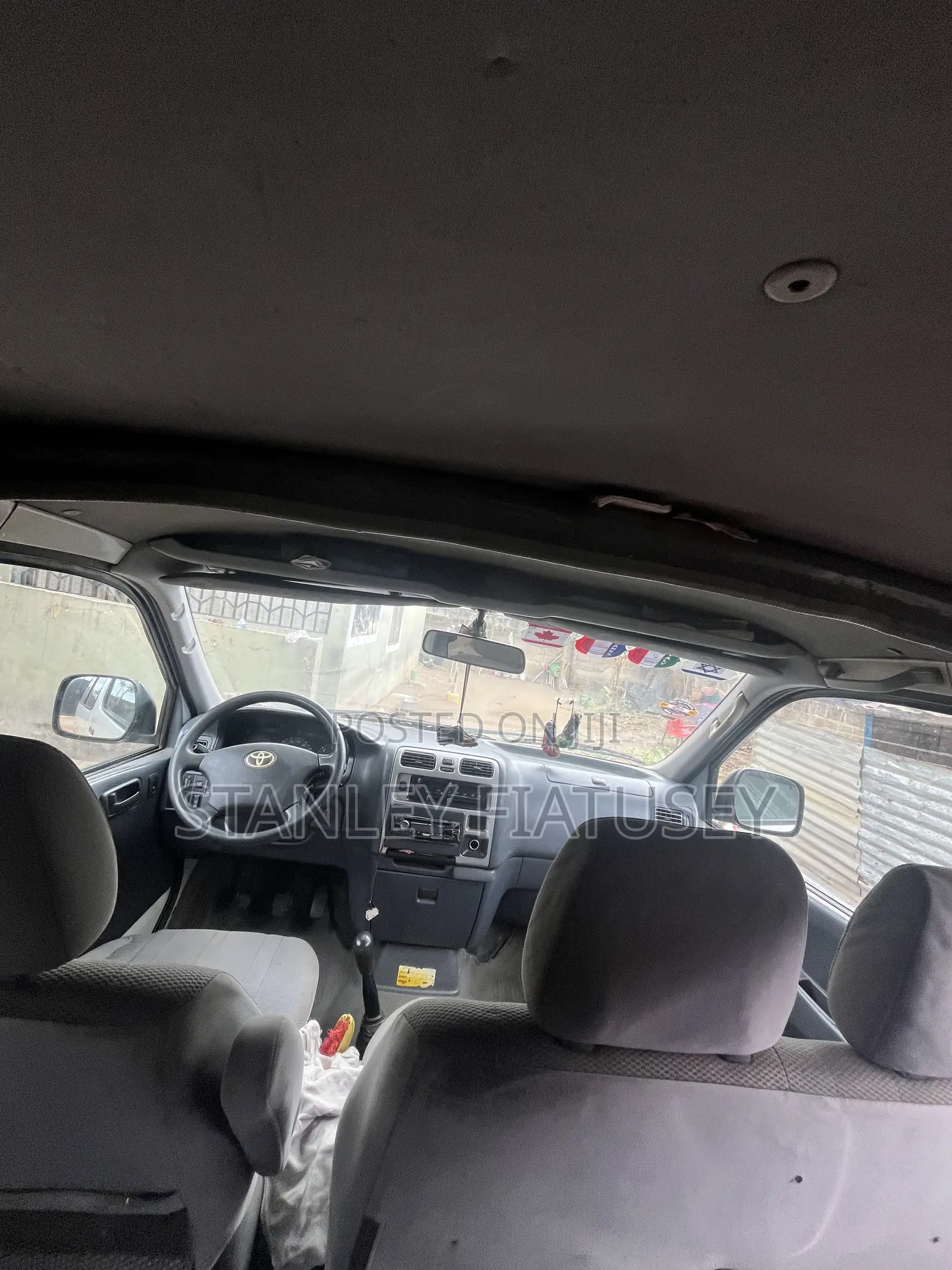 Toyota HiAce 2008 White