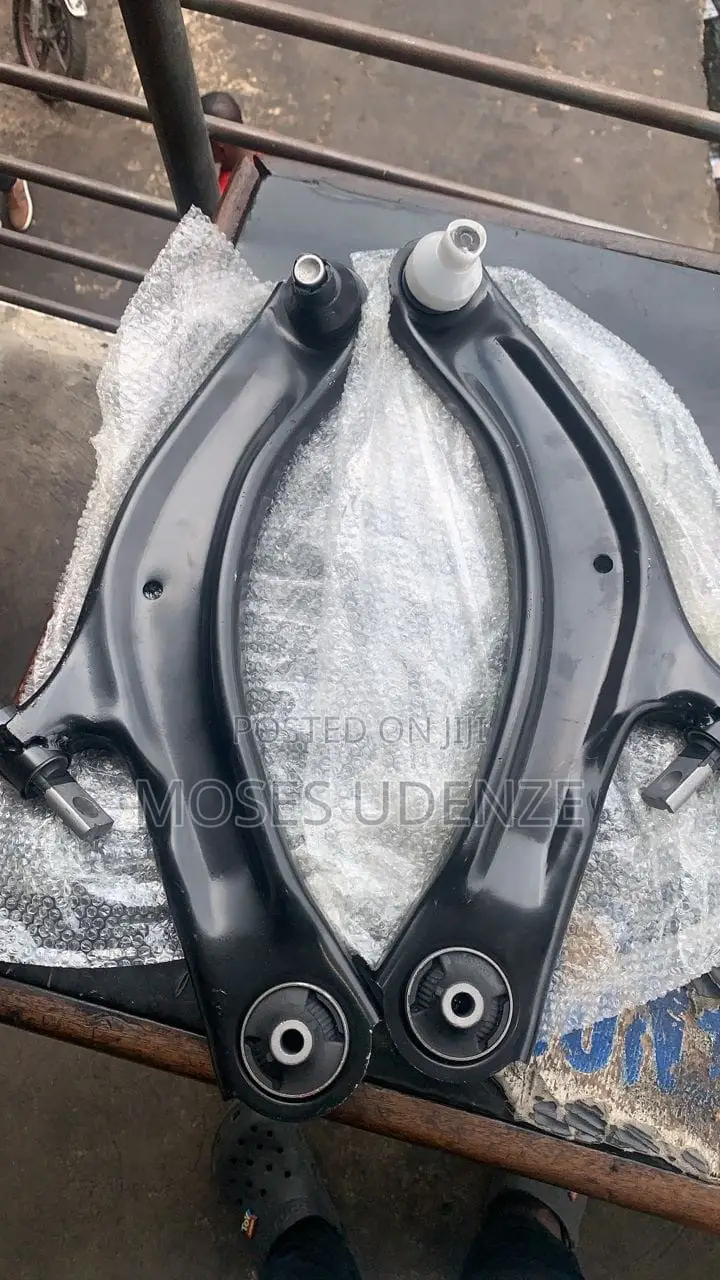 Nissan Rogue,11,12,13Front Lower Arms