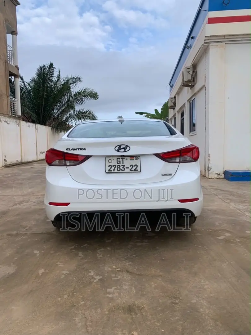 Hyundai Elantra Limited 4dr Sedan (1.8L 4cyl 6A) 2014 White
