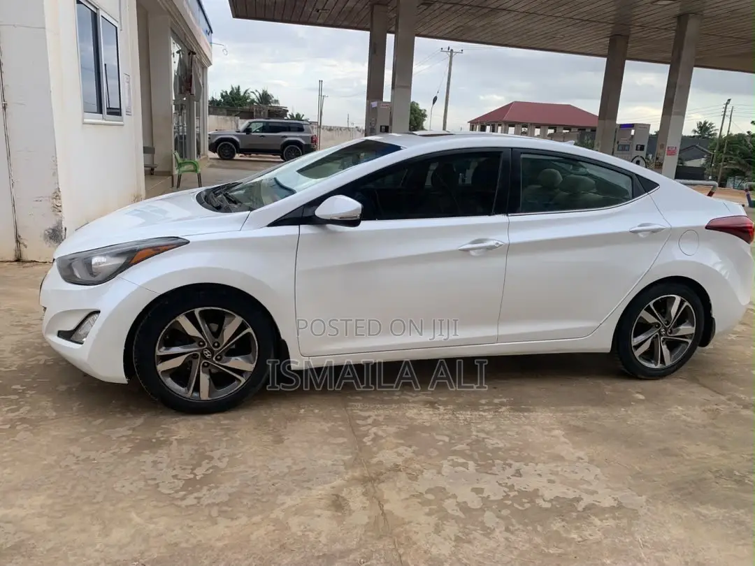 Hyundai Elantra Limited 4dr Sedan (1.8L 4cyl 6A) 2014 White