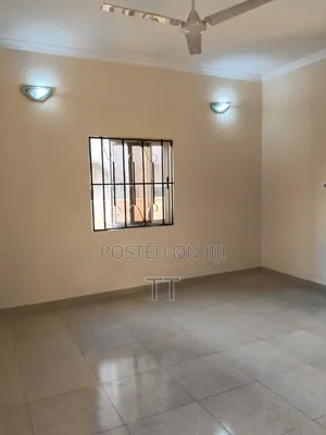 3bdrm House in Shell Sign Board, Coca Cola for rent