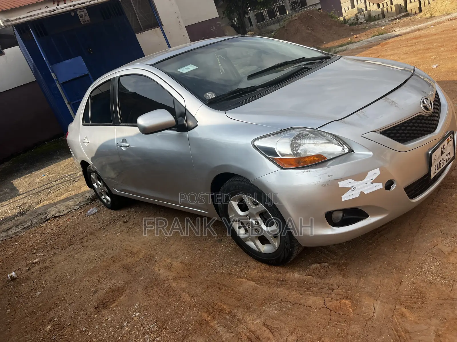 Toyota Yaris 2012 Silver