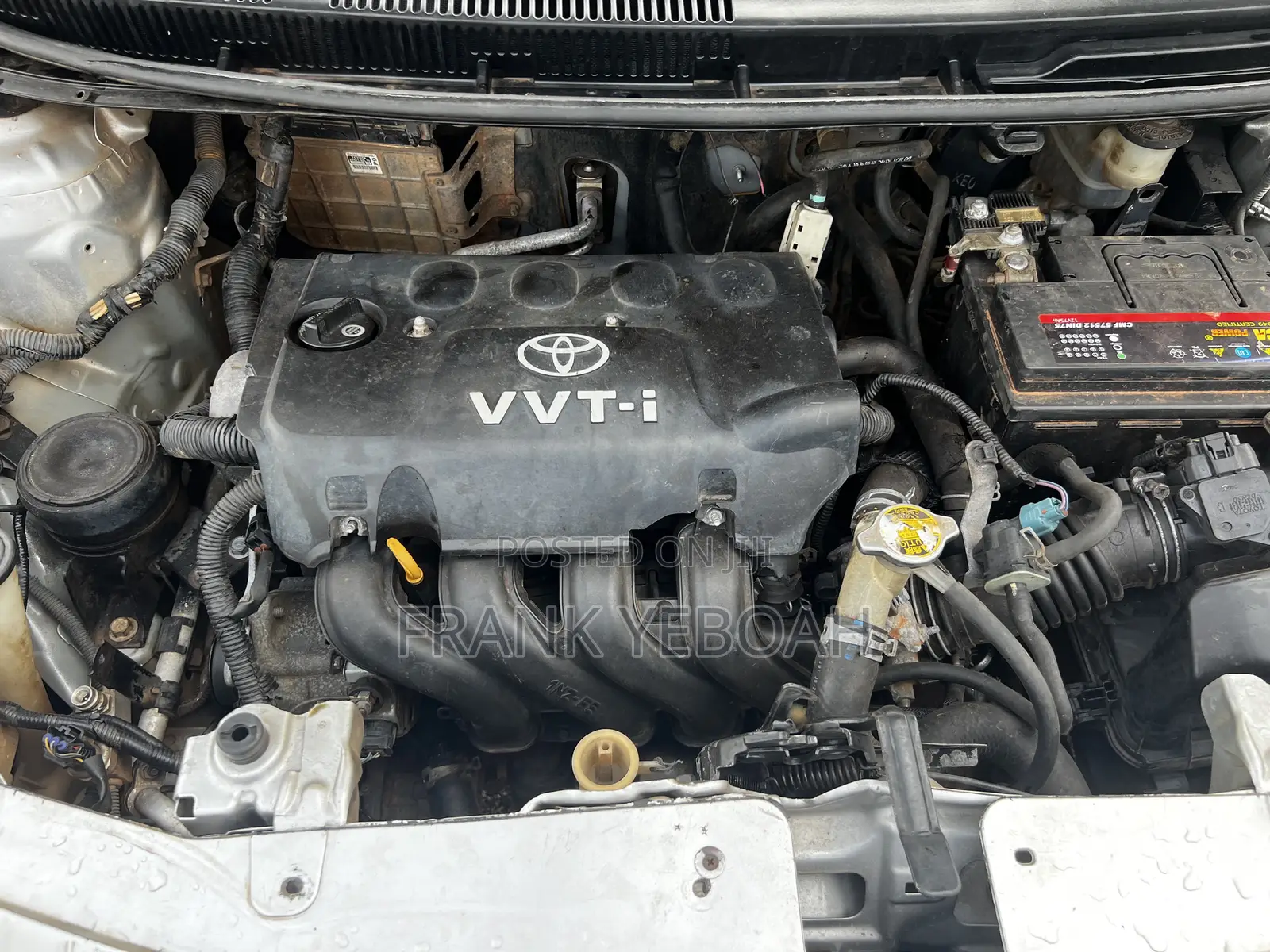 Toyota Yaris 2012 Silver