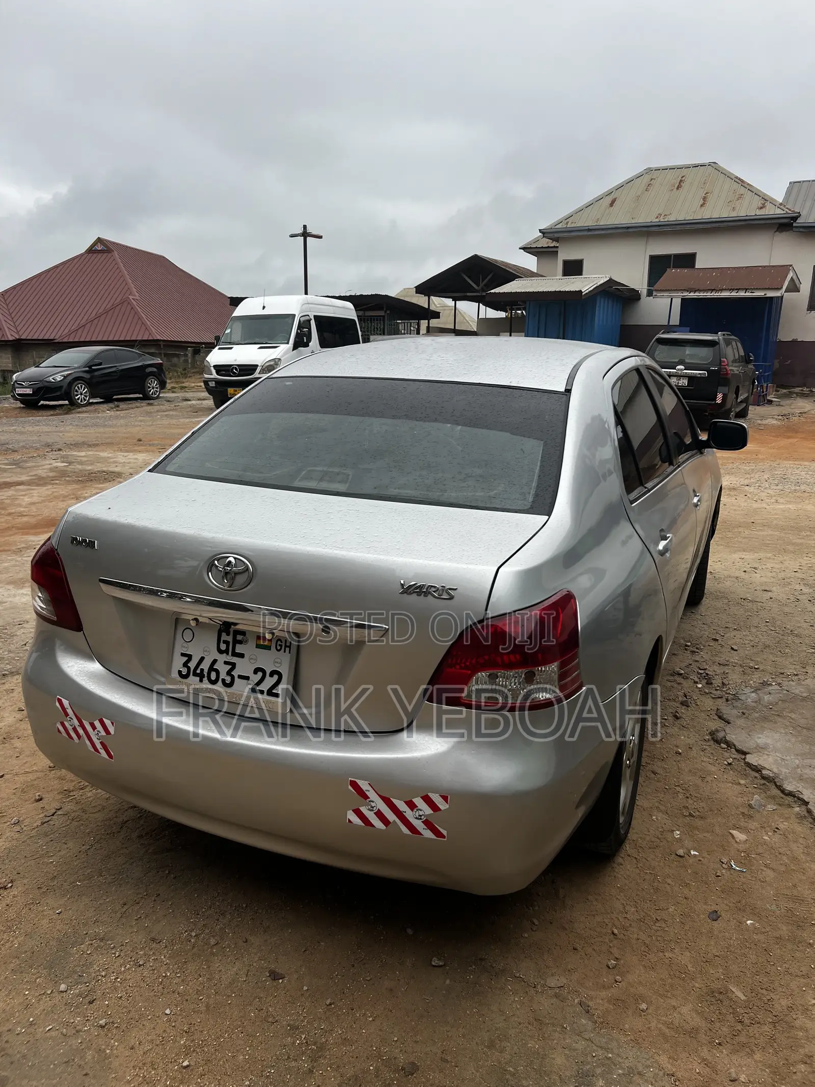 Toyota Yaris 2012 Silver