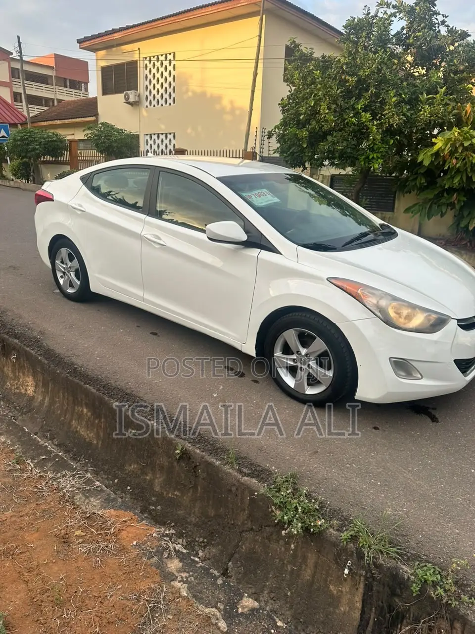 Hyundai Elantra GLS Sedan FWD (1.8L 4cyl 6A) 2013 White