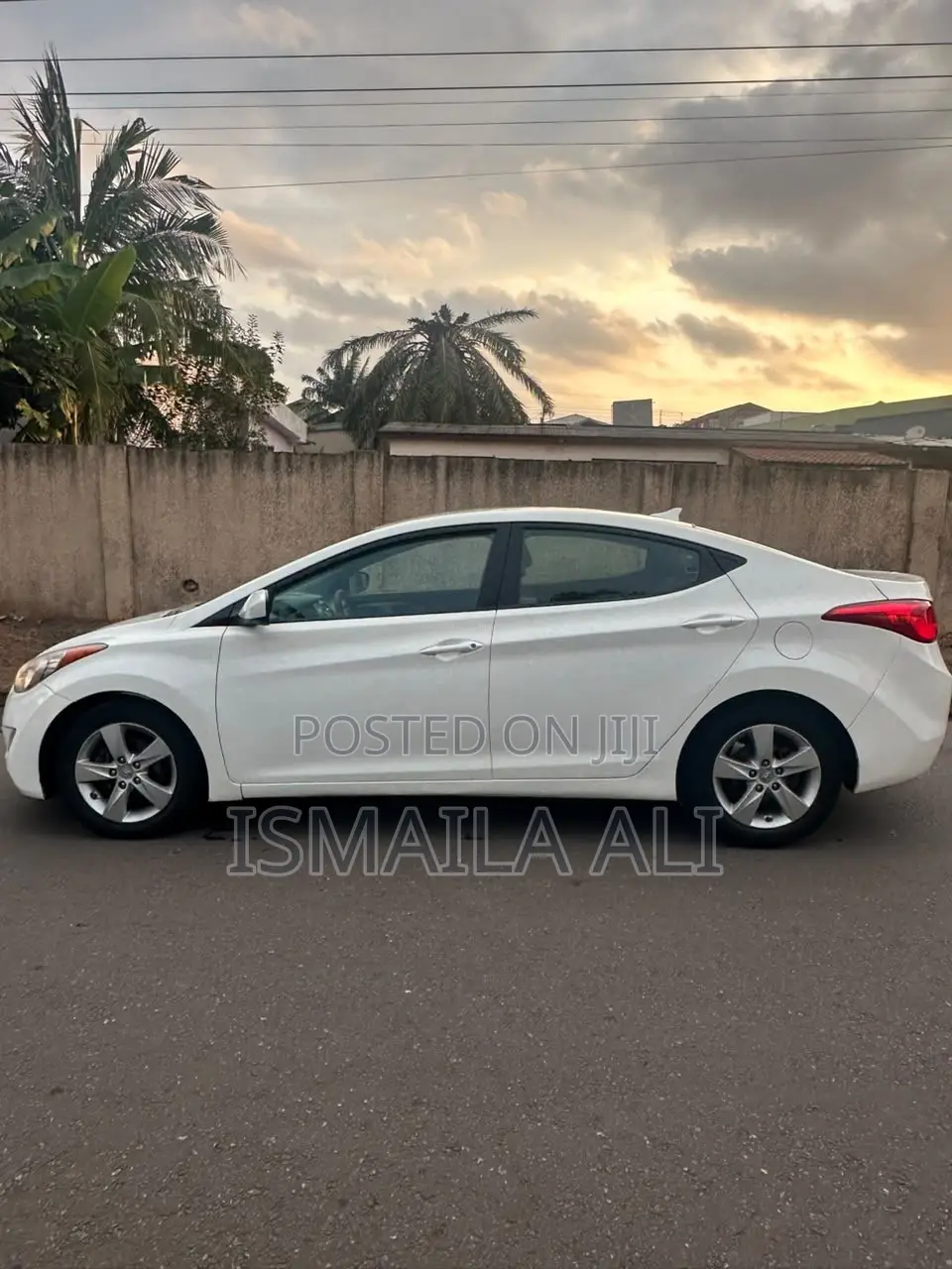 Hyundai Elantra GLS Sedan FWD (1.8L 4cyl 6A) 2013 White