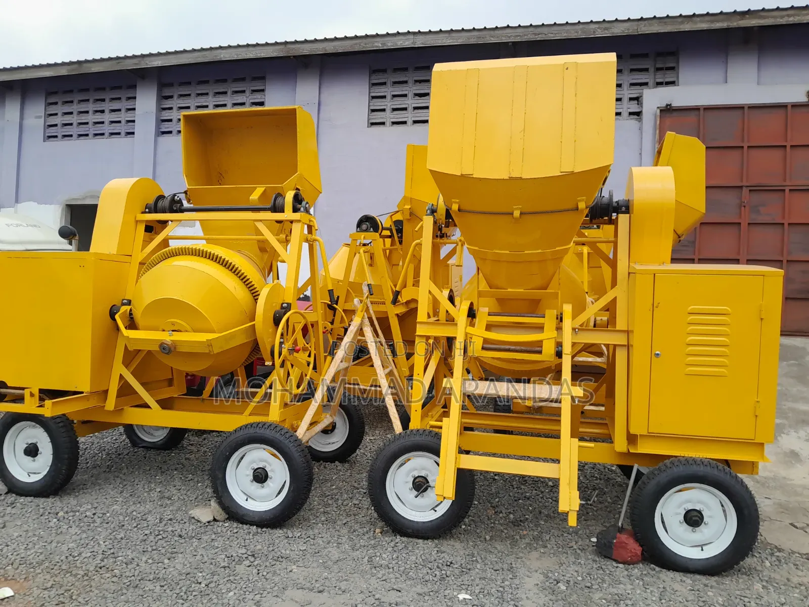 Self Loading Mixer