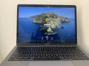Laptop Apple MacBook Pro 2017 8GB Intel Core i5 SSHD (Hybrid) 512GB