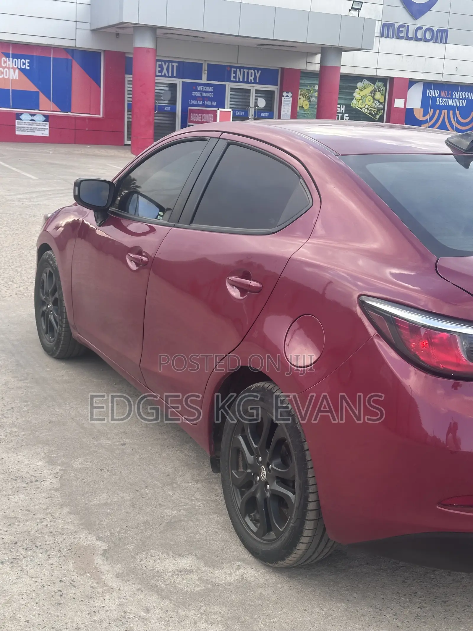 Toyota Yaris iA 1.5 FWD 2018 Red