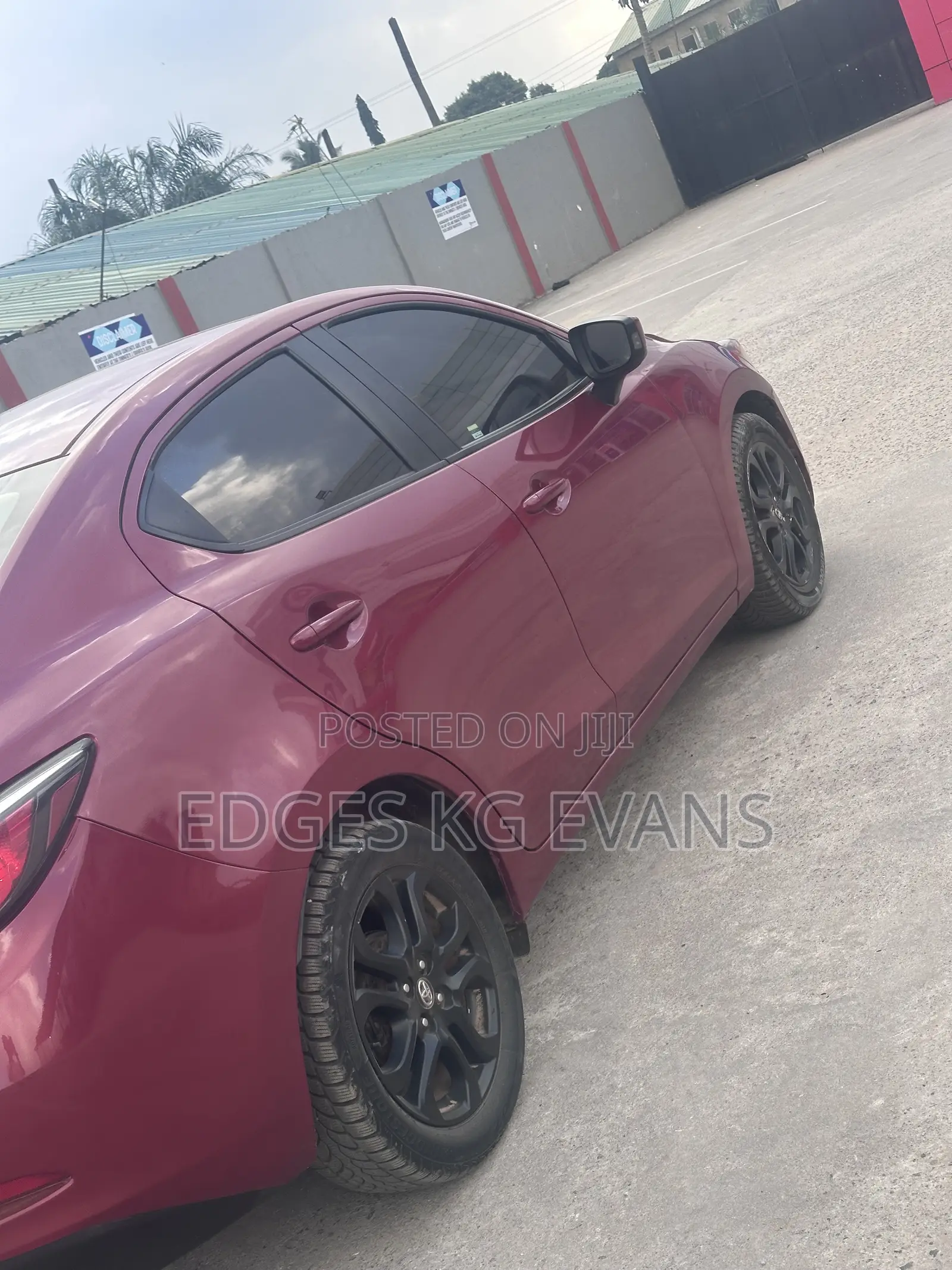 Toyota Yaris iA 1.5 FWD 2018 Red