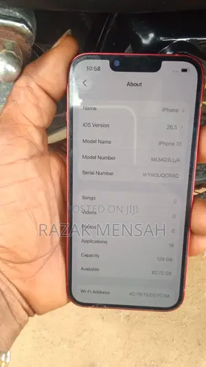 Apple iPhone 13 128 GB Red