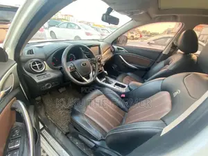 BYD Song Pro DM-i 2019 White