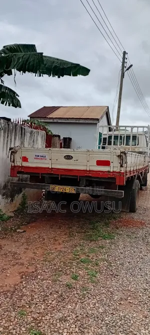 Kia Rhino 1
