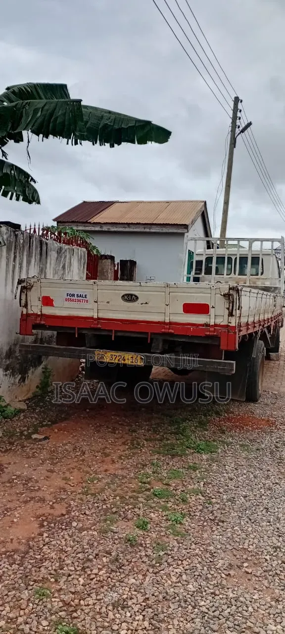Kia Rhino 1