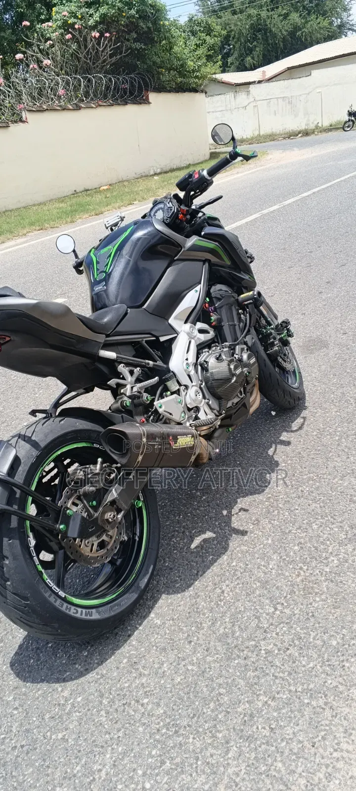Kawasaki Z900 2019 Green
