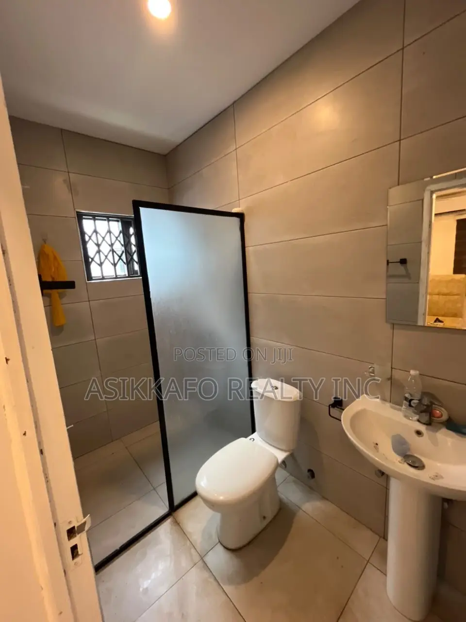 3bdrm Townhouse / Terrace in Manet, Spintex for rent