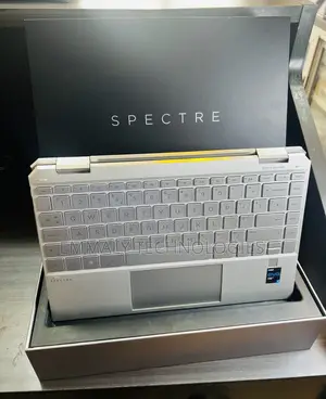 New Laptop HP Spectre X360 13 16GB Intel Core i7 SSD 512GB